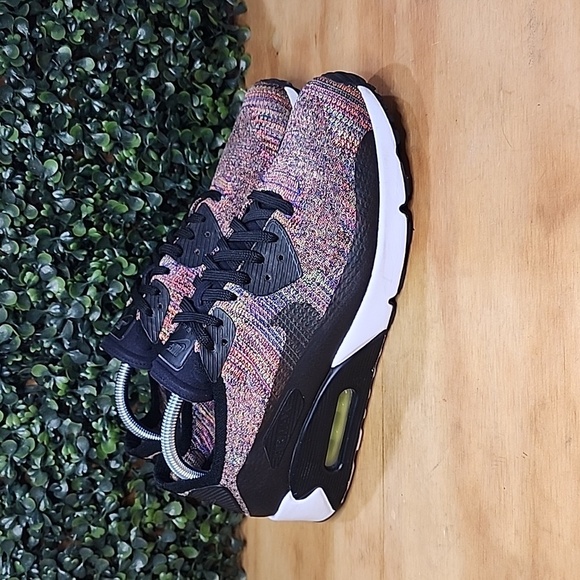 Nike Air Max 90 Ultra 2.0 Flyknit Shoes | Size: 9 Mens | Multicolored - Picture 1 of 8